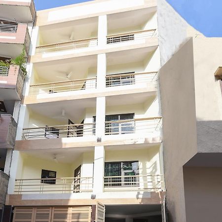 Hotel O Club Residency Nueva Delhi Exterior foto