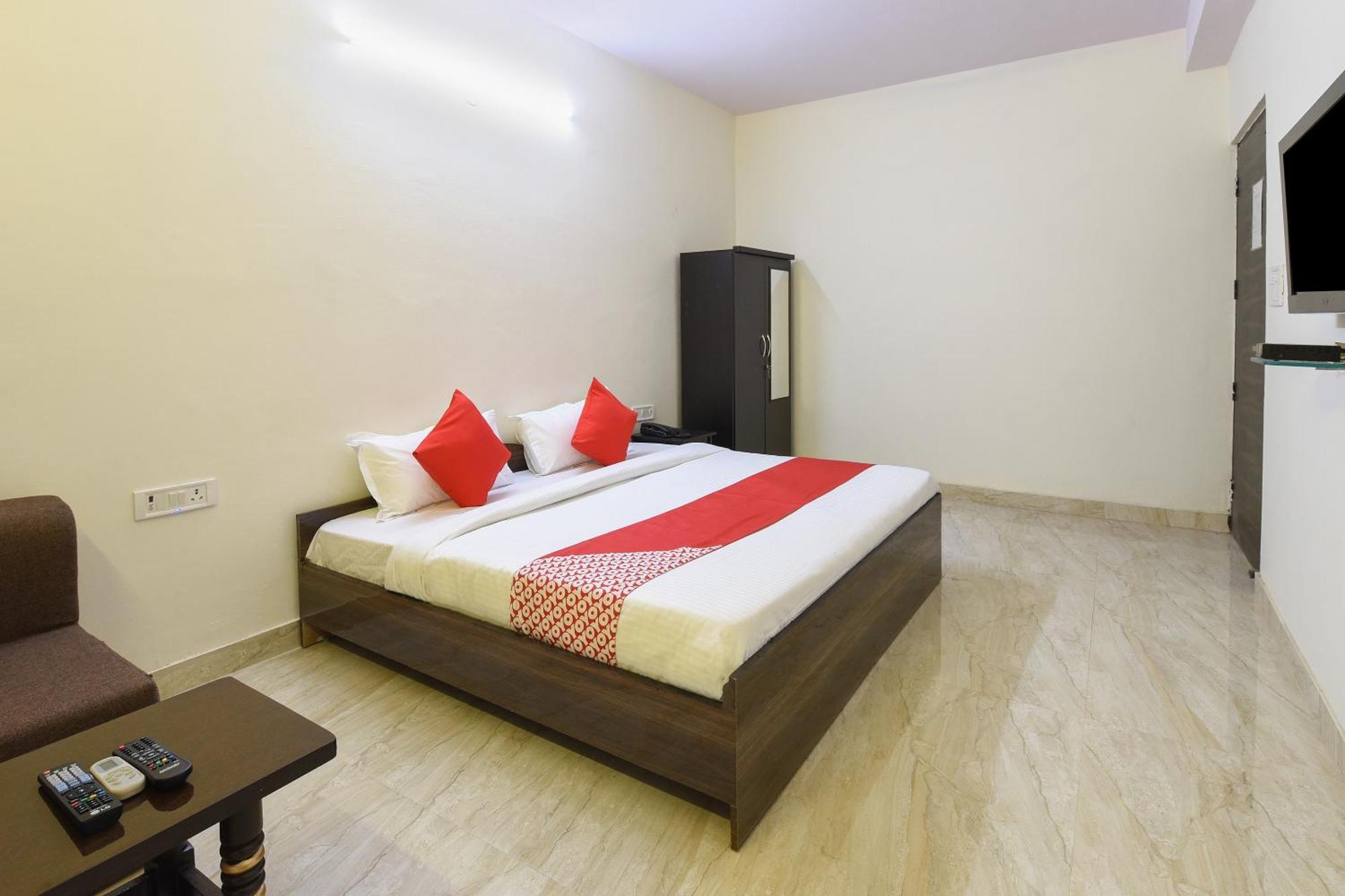 Hotel O Club Residency Nueva Delhi Exterior foto