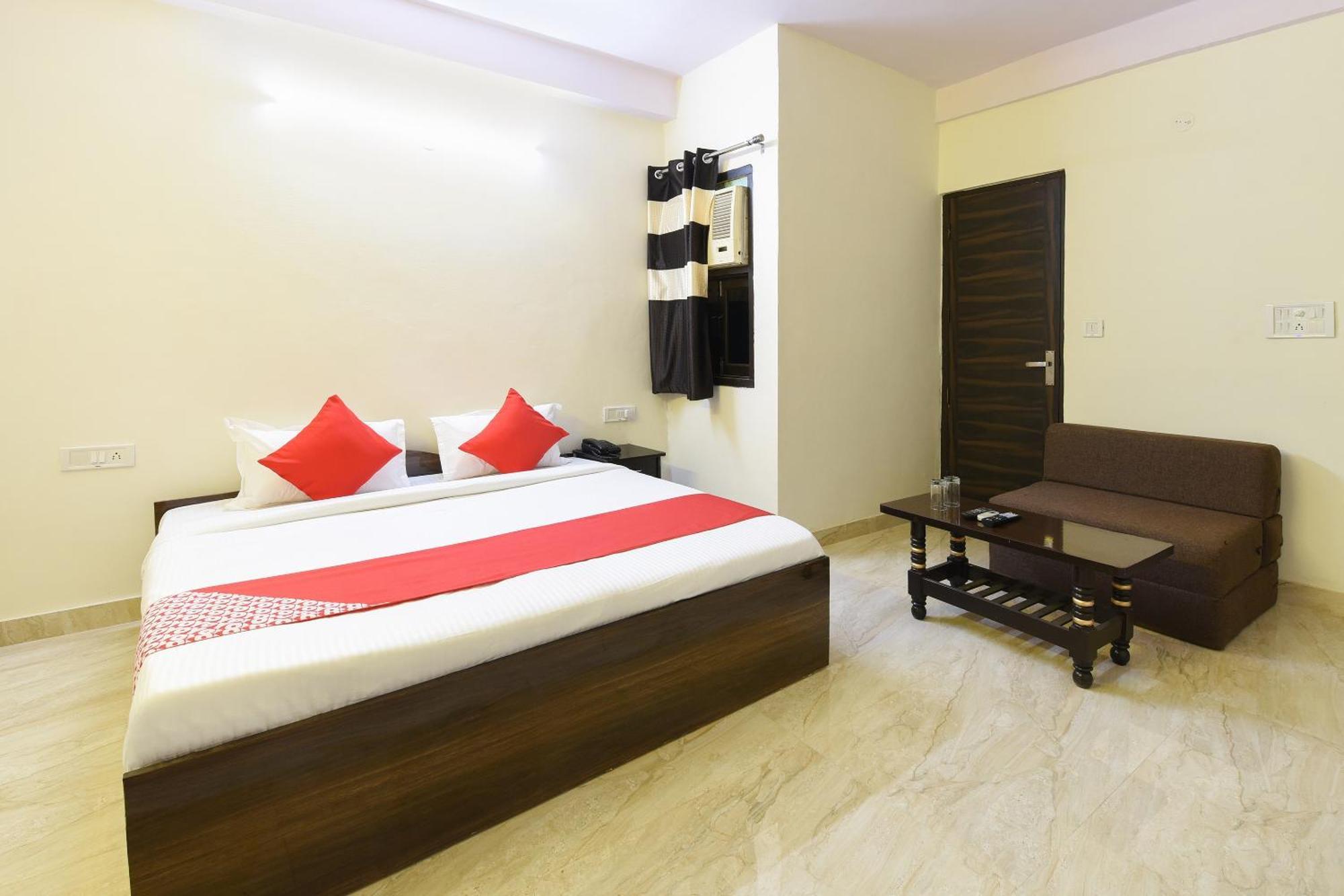 Hotel O Club Residency Nueva Delhi Exterior foto