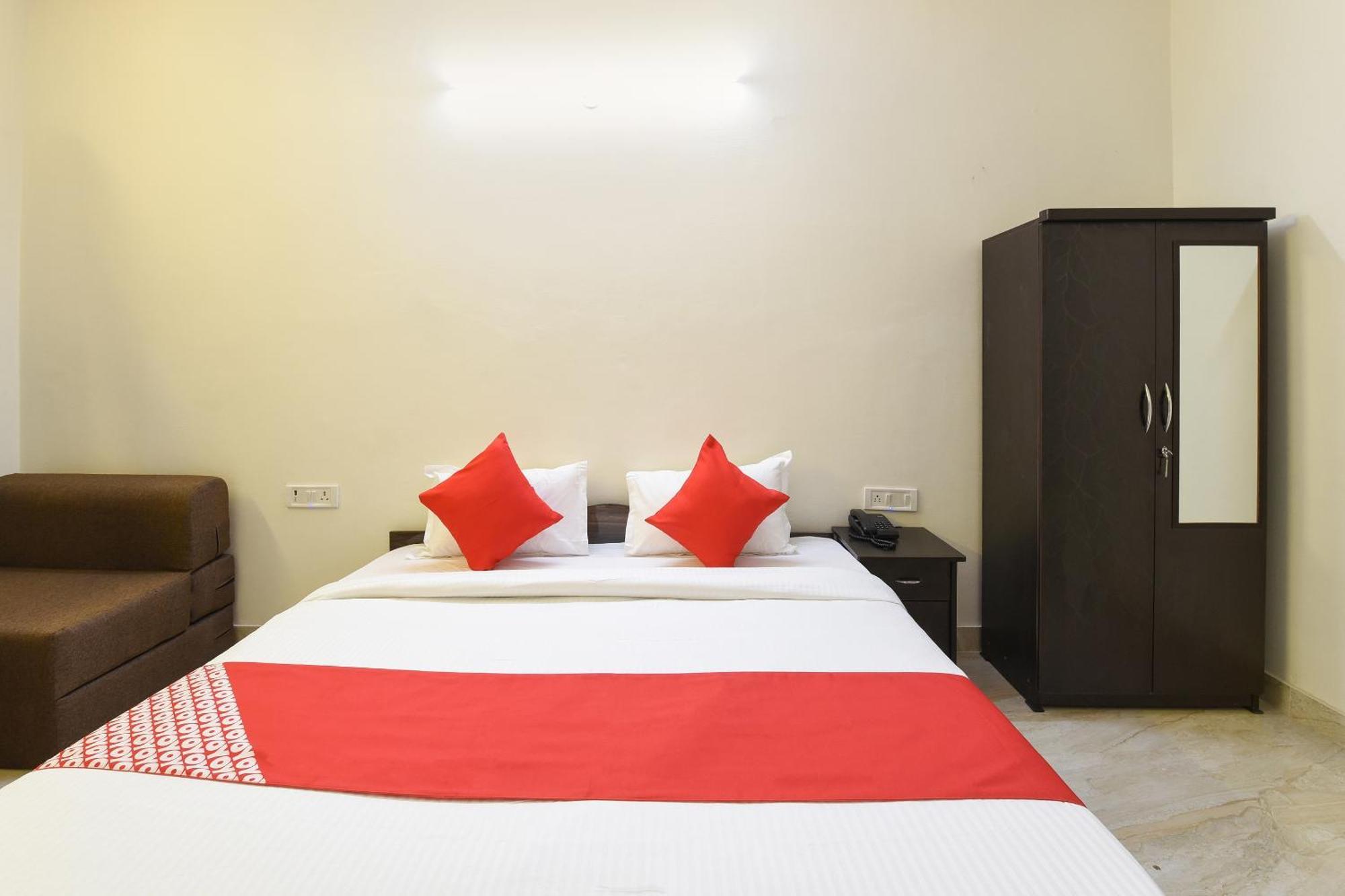 Hotel O Club Residency Nueva Delhi Exterior foto